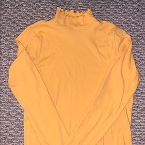 Hollister Lettuce Edge Turtleneck Long Sleeve